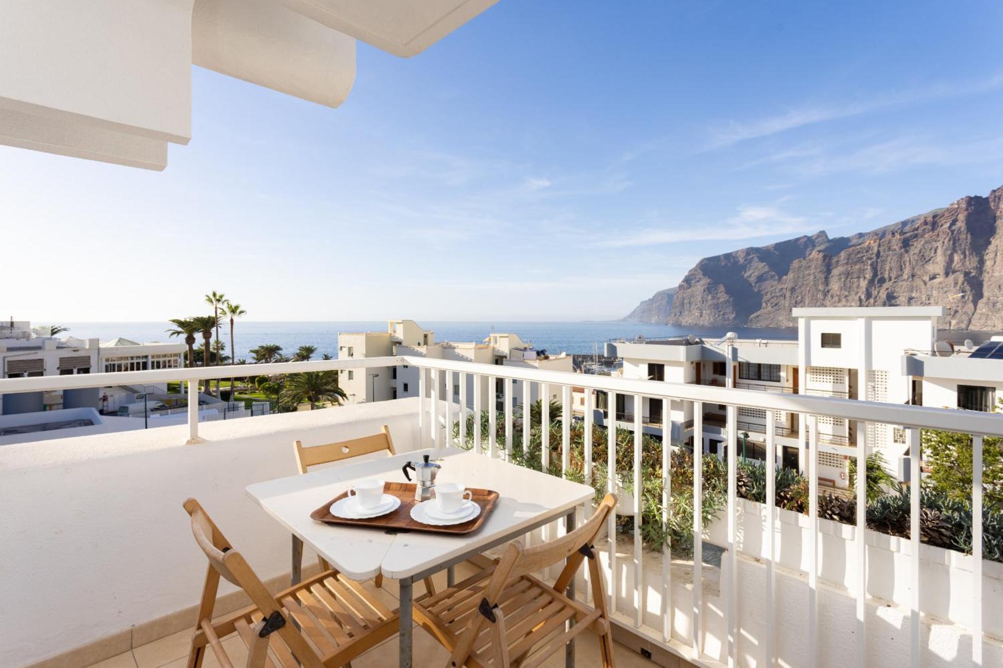 Okstay Los Gigantes With Ac, Terraces And Sea Views Santiago Del Teide Exterior photo